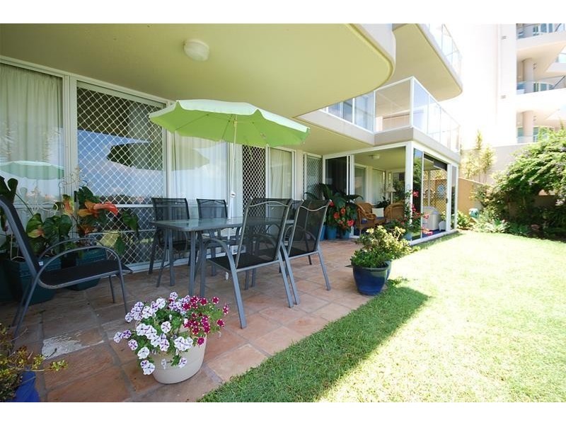 1/55 River Esplanade, Mooloolaba QLD 4557
