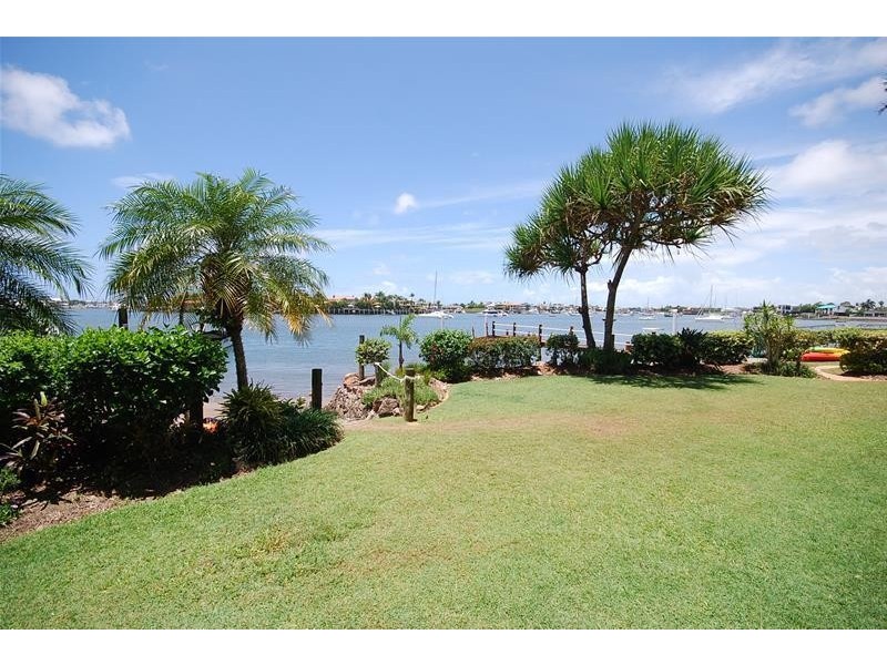 1/55 River Esplanade, Mooloolaba QLD 4557