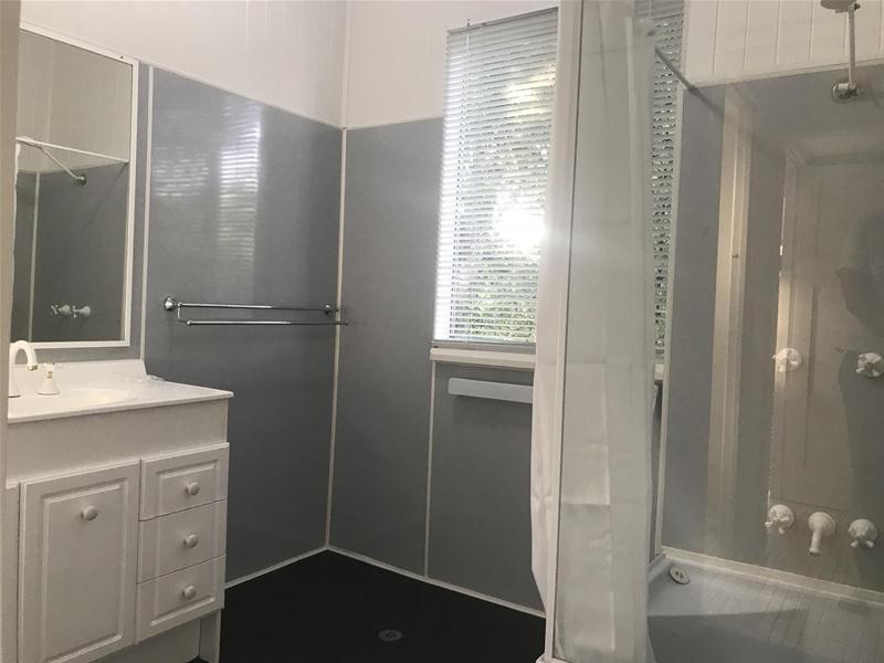 121 Duporth Avenue, Maroochydore QLD 4558