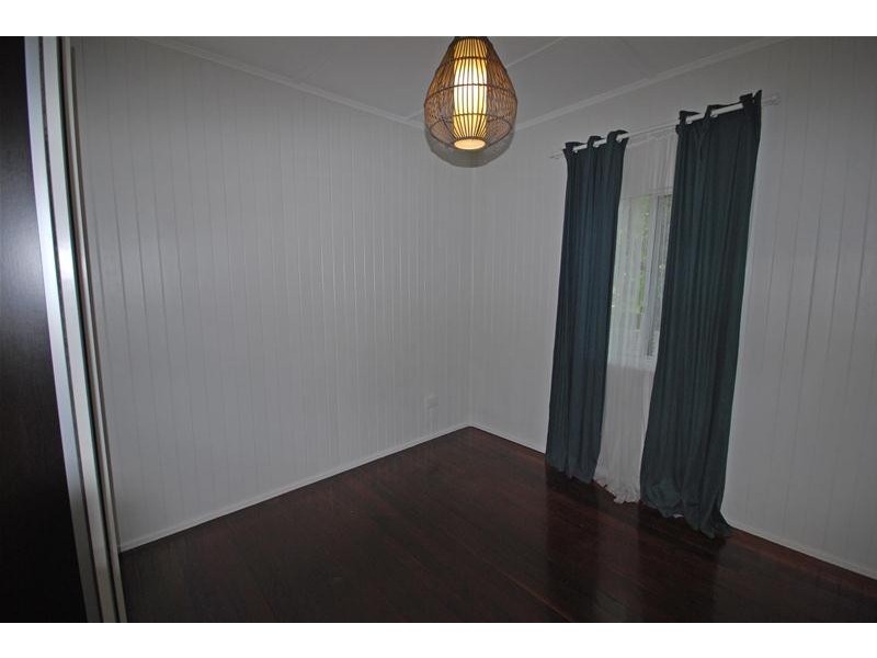 121 Duporth Avenue, Maroochydore QLD 4558