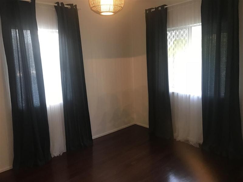 121 Duporth Avenue, Maroochydore QLD 4558