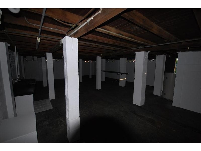 121 Duporth Avenue, Maroochydore QLD 4558