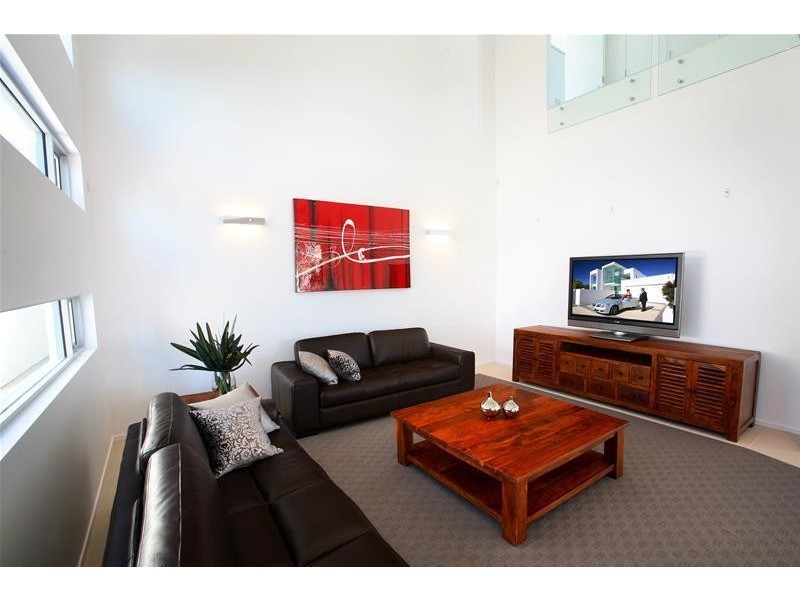 32 Kumbada Court, Minyama QLD 4575