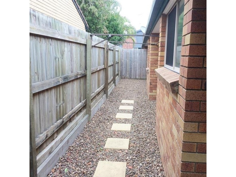 1/101 Goonawarra Drive, Mooloolaba QLD 4557