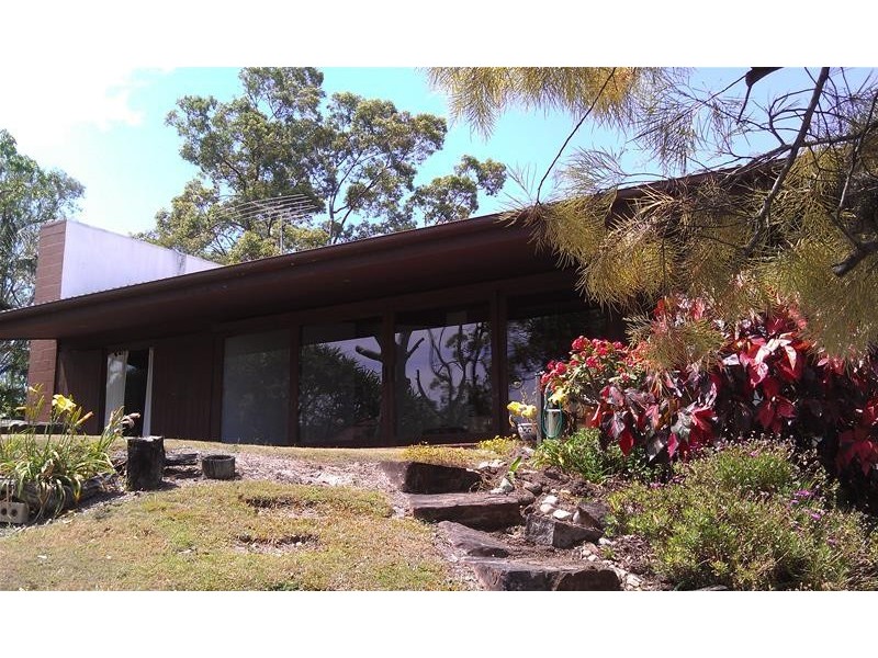 6 Lindsay Street, Alexandra Headland QLD 4572