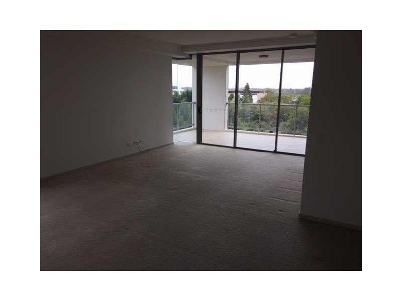 11/38 Riverwalk Avenue, Robina QLD 4226