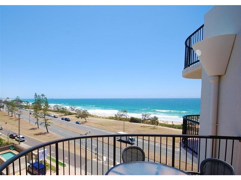 30/136-138 Alexandra Parade, Alexandra Headland QLD 4572