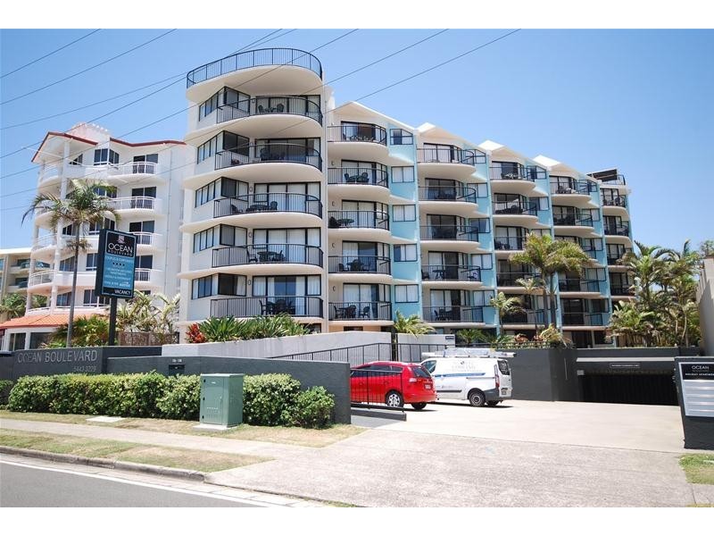 30/136-138 Alexandra Parade, Alexandra Headland QLD 4572