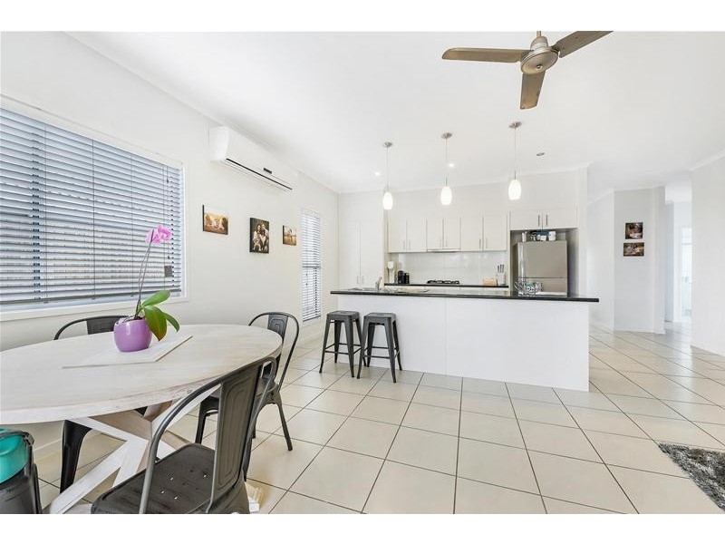 17 Ellis Place, Mountain Creek QLD 4557