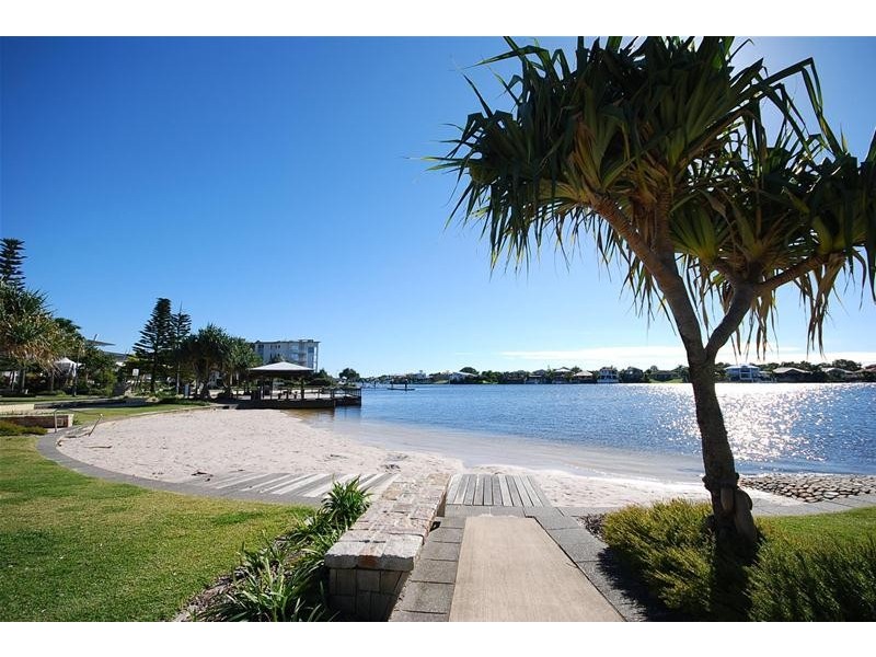 25/1 Grenada Way, Parrearra QLD 4575