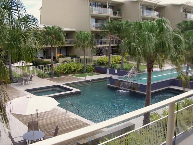 25/1 Grenada Way, Parrearra QLD 4575