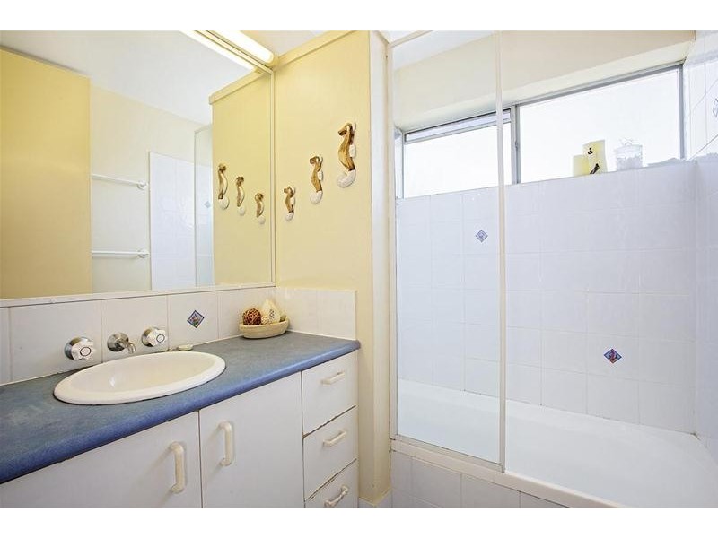 16/246 Alexandra Parade, Alexandra Headland QLD 4572