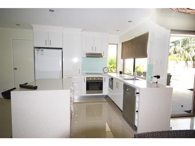 2 Wandoo Street, Minyama QLD 4575