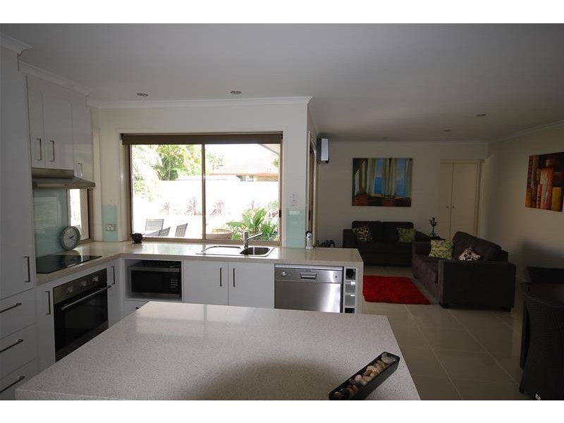 2 Wandoo Street, Minyama QLD 4575