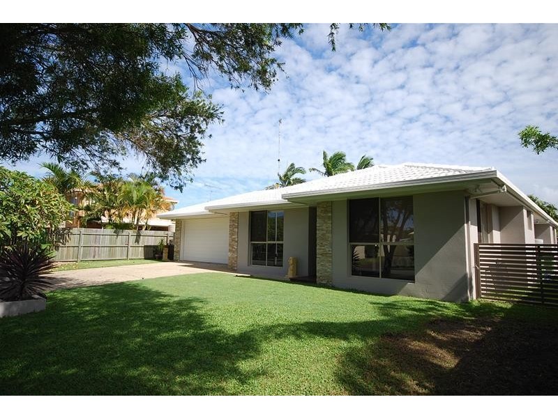 2 Wandoo Street, Minyama QLD 4575