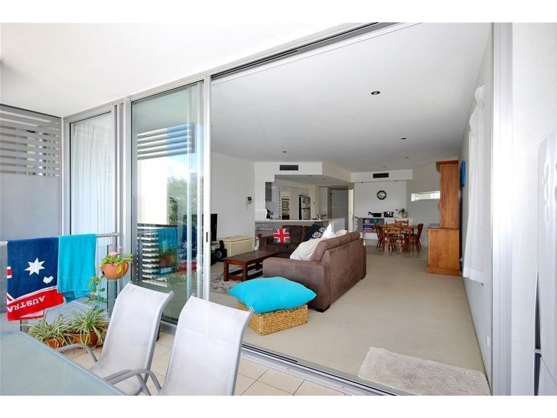 8/5 Foote Street, Mooloolaba QLD 4557