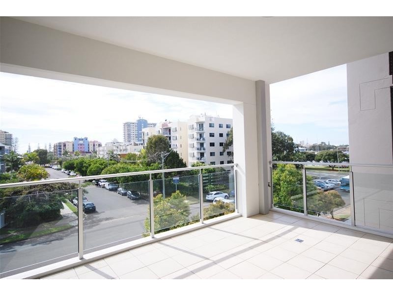 8/5 Foote Street, Mooloolaba QLD 4557
