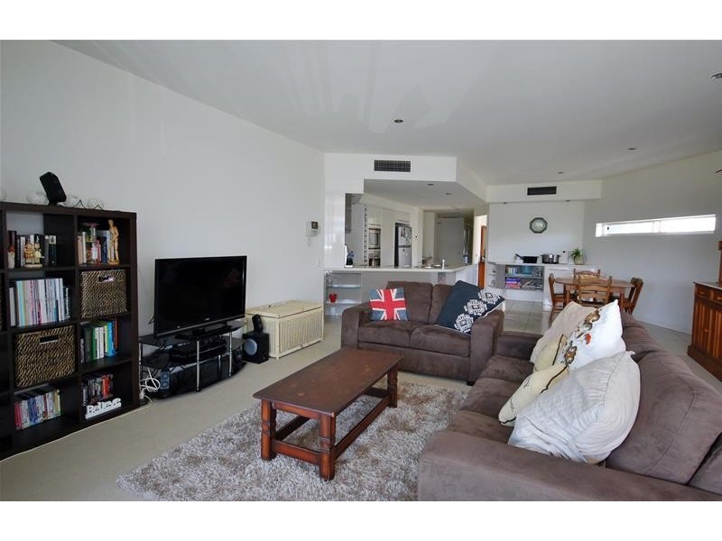 8/5 Foote Street, Mooloolaba QLD 4557