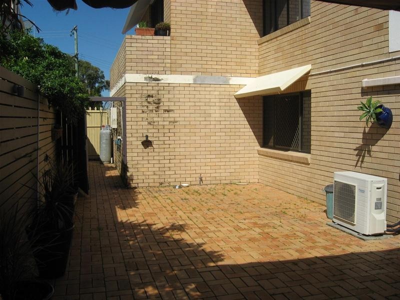 1/72 Tantula Road West Road, Alexandra Headland QLD 4572