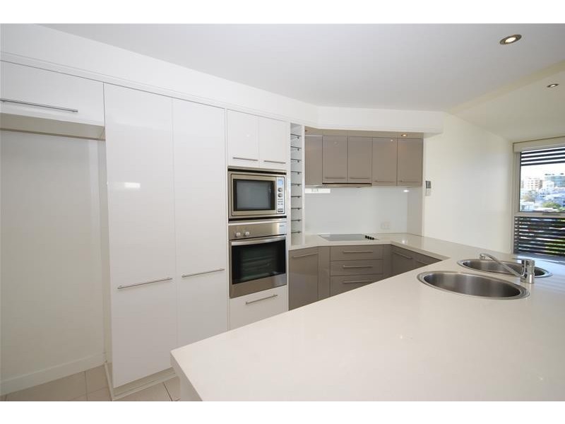 15/5 Foote Street, Mooloolaba QLD 4557