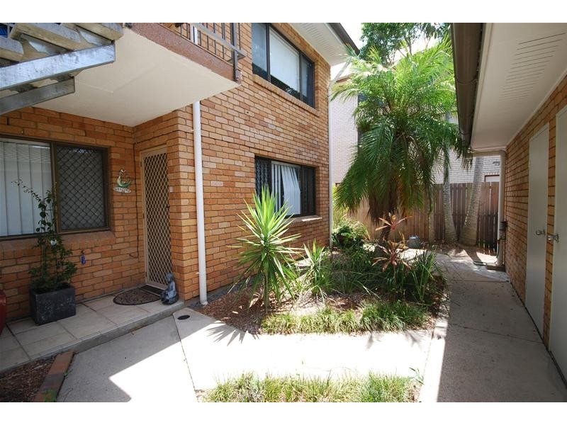 2/14 Yallanga Place, Mooloolaba QLD 4557