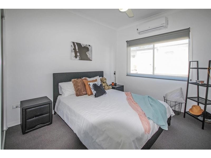 2/131-133 Duporth Avenue, Maroochydore QLD 4558