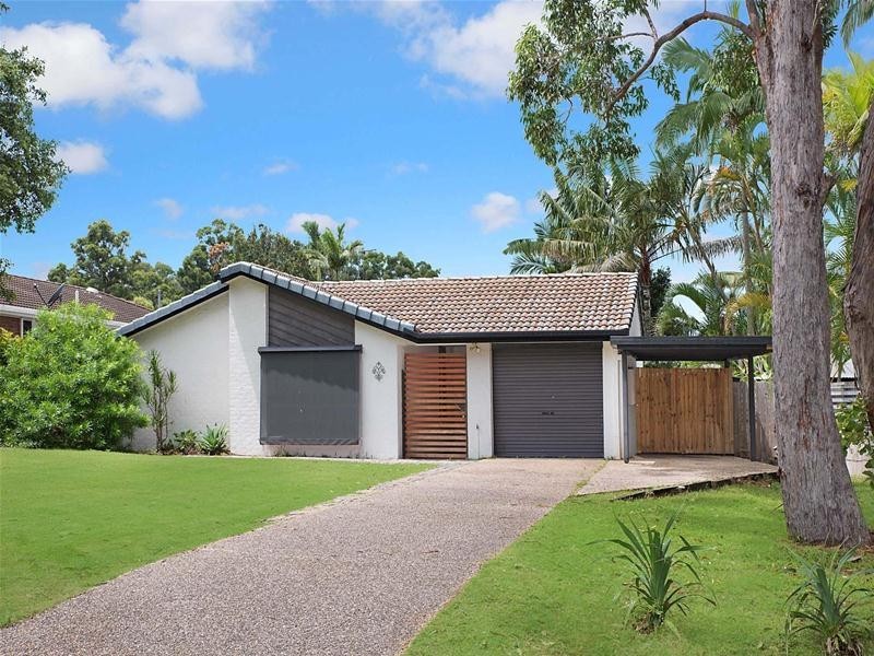 4 Molakai Drive, Mountain Creek QLD 4557