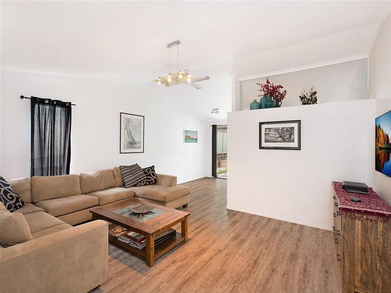 4 Molakai Drive, Mountain Creek QLD 4557