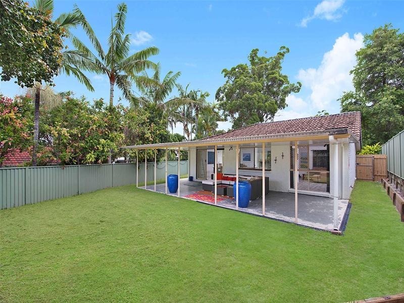 4 Molakai Drive, Mountain Creek QLD 4557