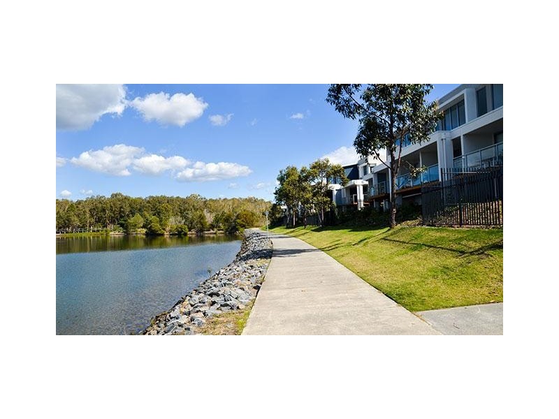 Varsity Lakes QLD 4227