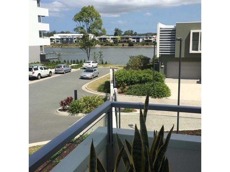 Varsity Lakes QLD 4227