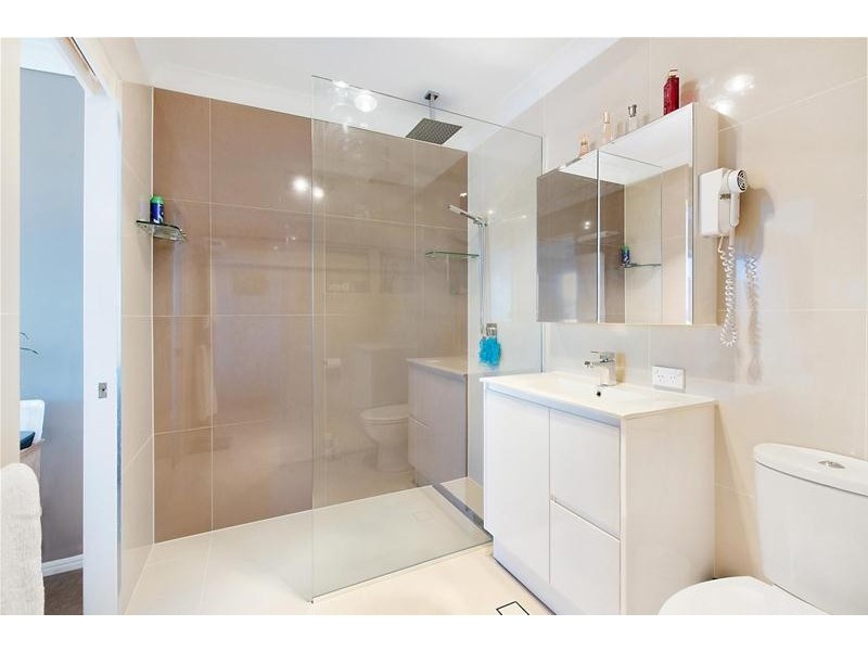 9/8 Yallanga Place, Mooloolaba QLD 4557