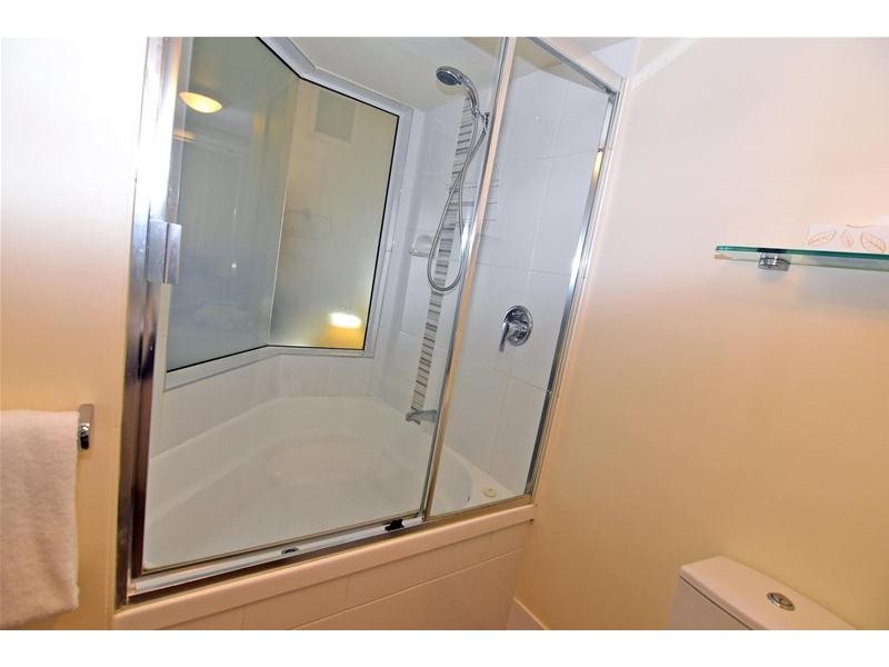 104/180 Alexandra Parade, Alexandra Headland QLD 4572