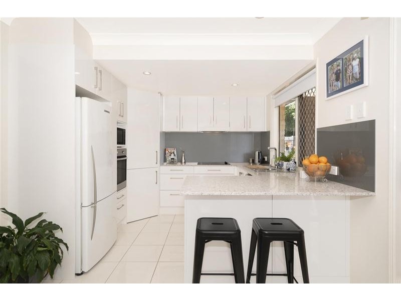 4/12 Greenbank Street, Chermside QLD 4032