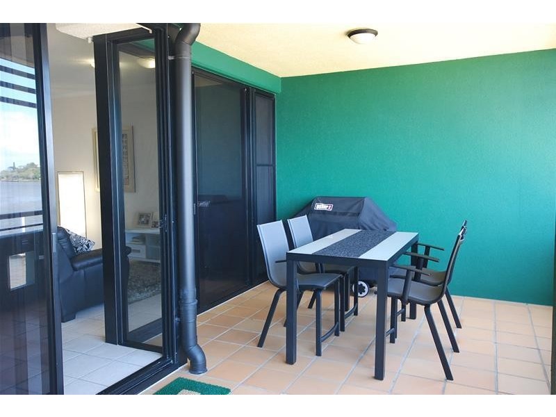 9/57 River Esplanade, Mooloolaba QLD 4557