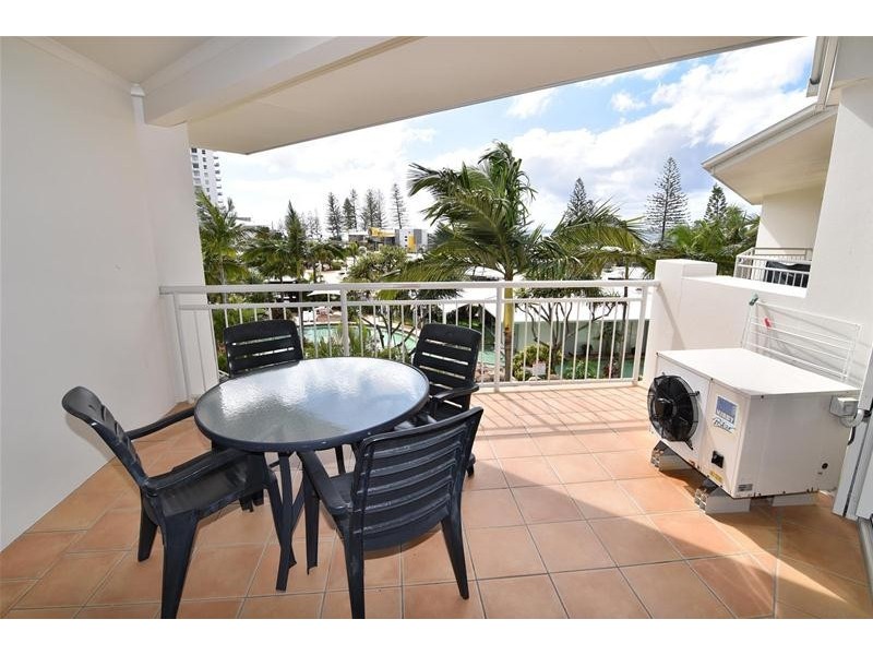 Alexandra Headland QLD 4572