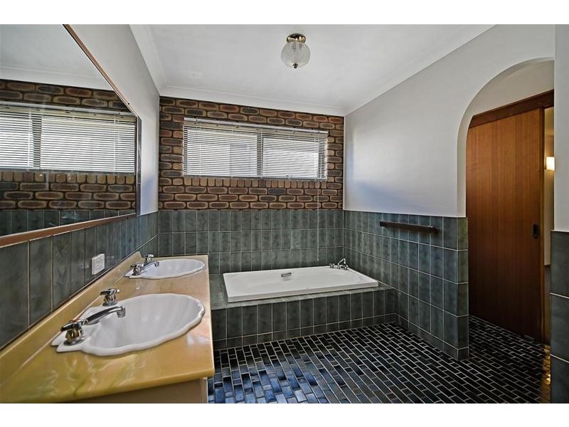 5 Warre Street, Maroochydore QLD 4558