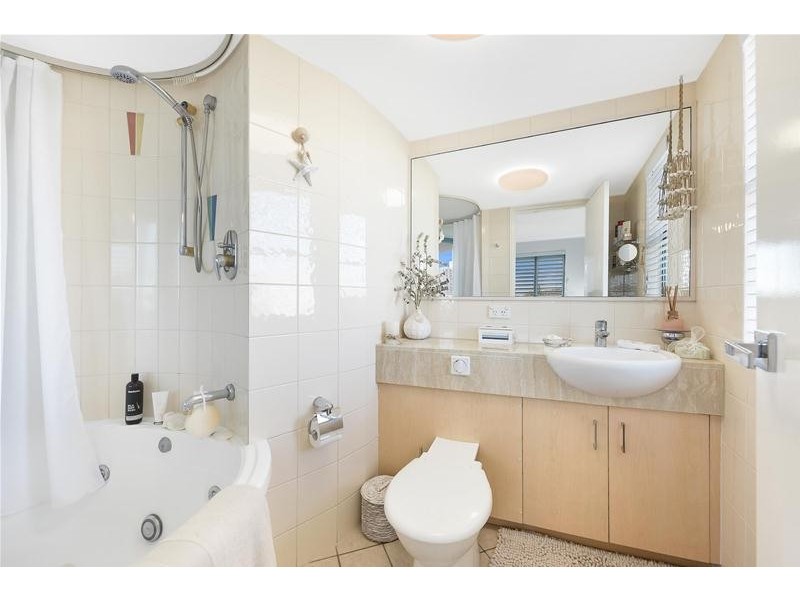 70/188 Alexandra Parade, Alexandra Headland QLD 4572