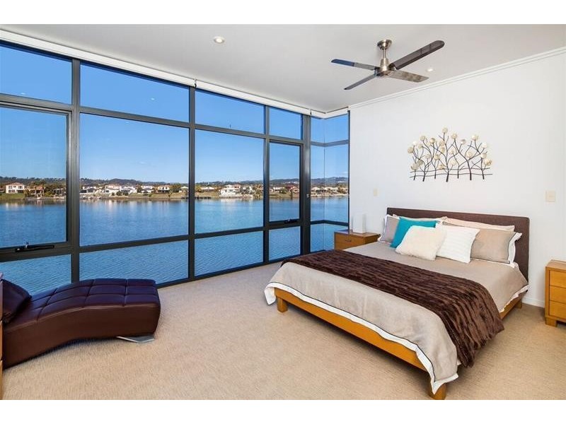 3/9 Moores Crescent, Varsity Lakes QLD 4227