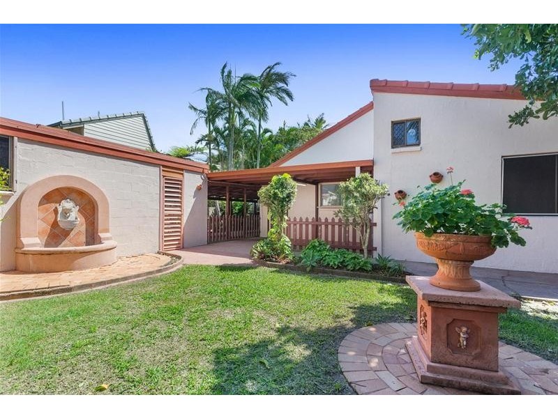 18 Petrie Avenue, Marcoola QLD 4564