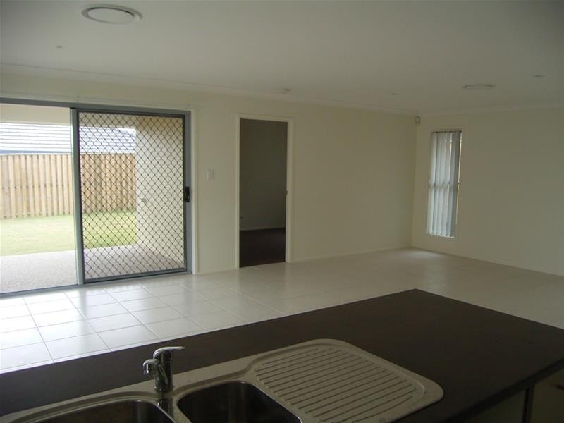 53 Frogmouth Circuit, Mountain Creek QLD 4557