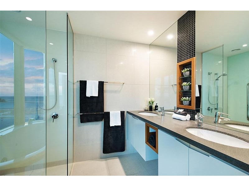 1002/42 Duporth Avenue, Maroochydore QLD 4558