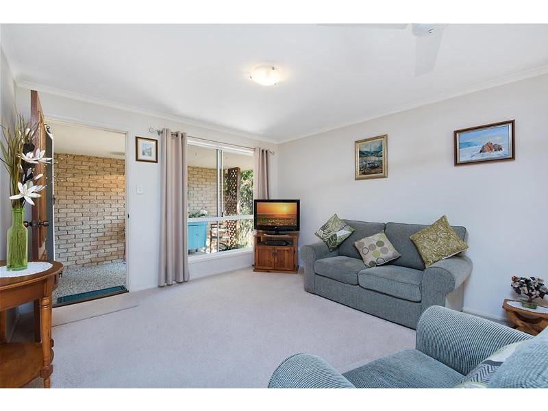 2/5 Protea Place, Kuluin QLD 4558