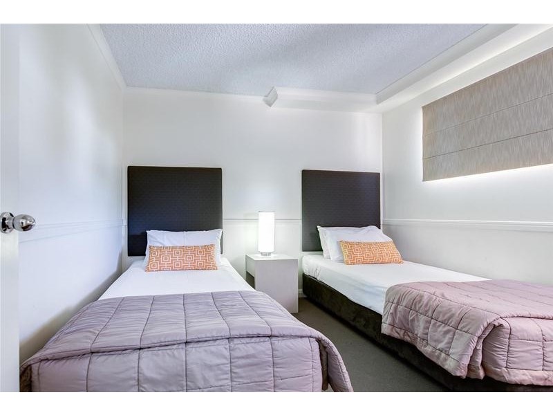 237/180 Alexandra Parade, Alexandra Headland QLD 4572