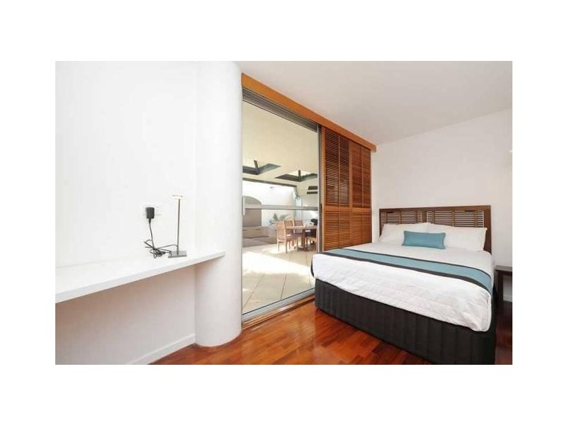 10/2 Brisbane Road, Mooloolaba QLD 4557