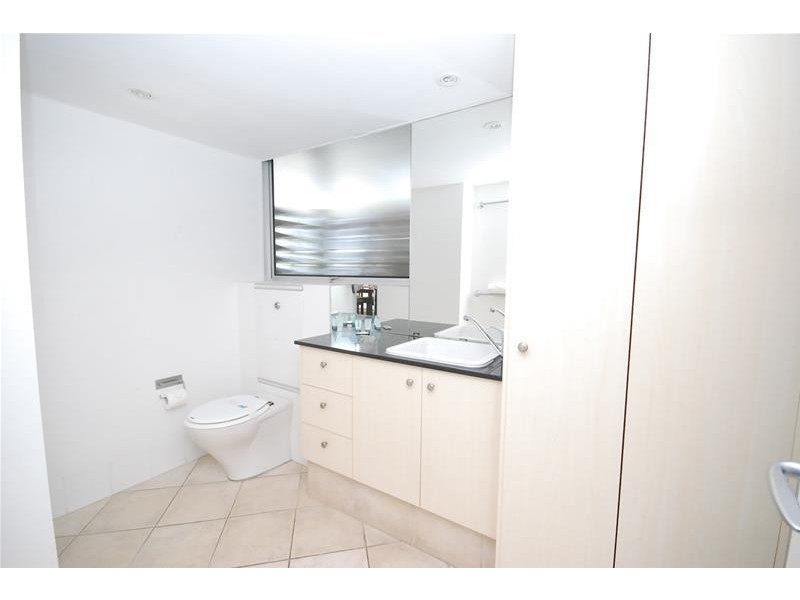 10/2 Brisbane Road, Mooloolaba QLD 4557