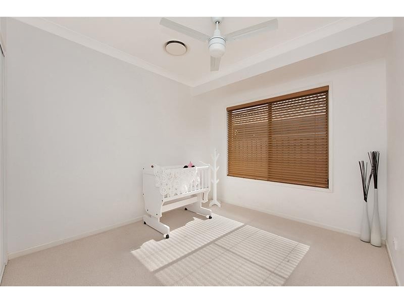 6 Jade Court, Little Mountain QLD 4551