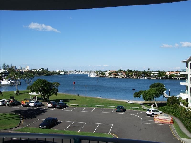10/88-90 River Esplanade, Mooloolaba QLD 4557