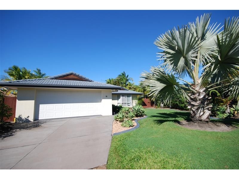 10 Sunburst Court, Mountain Creek QLD 4557