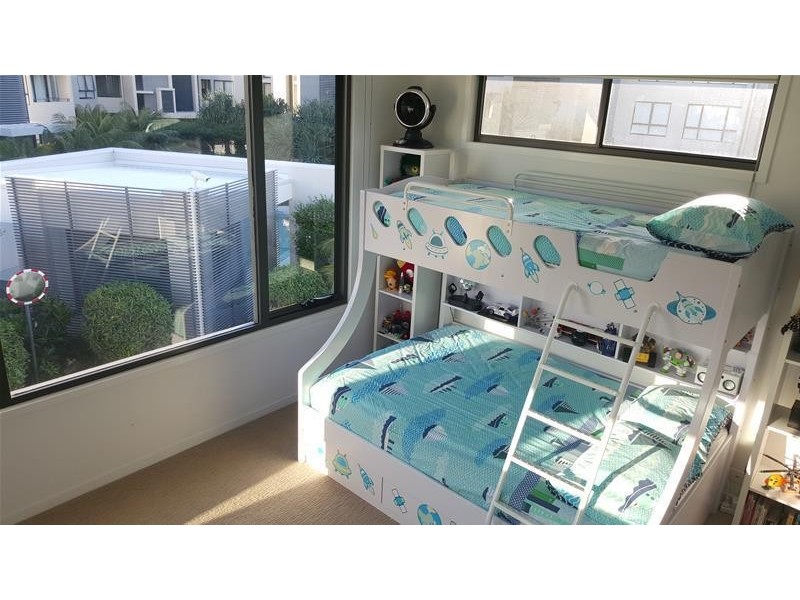 13/9 Moores Crescent, Varsity Lakes QLD 4227